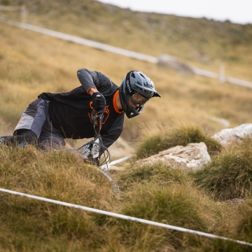 Orange Team rider on Orange Switch 7