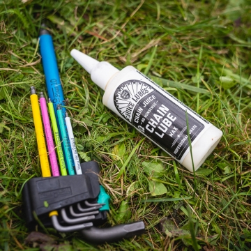 Juice Lubes Chain Lube and allen keys