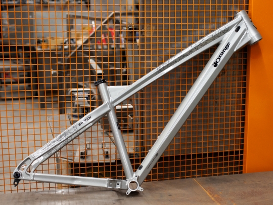 2024 Switch Hardtail Silver Treasure